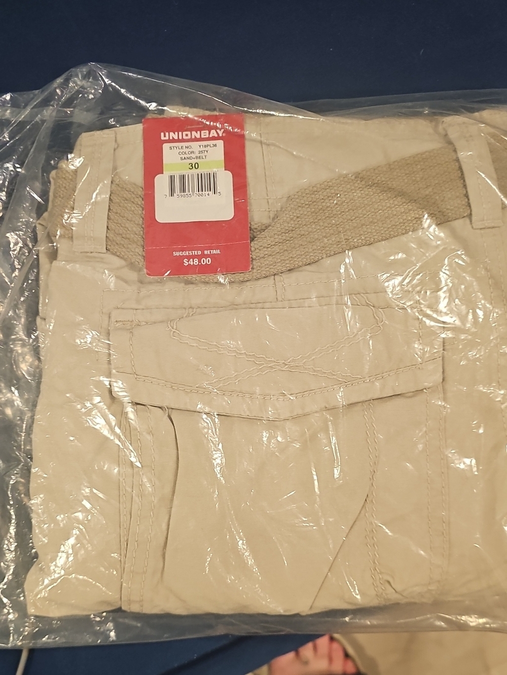 UNIONBAY Men’s Beige Cargo Pants with Web Belt